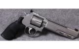 Smith & Wesson 686PC - 1 of 2
