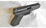 Glock 21 Gen. 3 in .45 ACP - 3 of 4