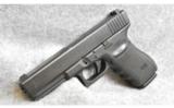 Glock 21 Gen. 3 in .45 ACP - 2 of 4