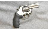 Smith & Wesson 686-6 in .357 Mag - 1 of 4