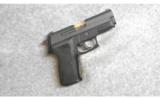 SIG Sauer ~ P229 ~ .40 S&W - 1 of 2