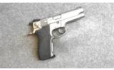 Smith & Wesson ~ 5906 ~ 9mm - 1 of 2