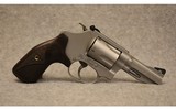 Smith & Wesson ~ 60-15 ~ .357 Magnum ~ Pro Series