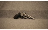 Smith & Wesson ~ 66-8 ~ .357 Combat Magnum