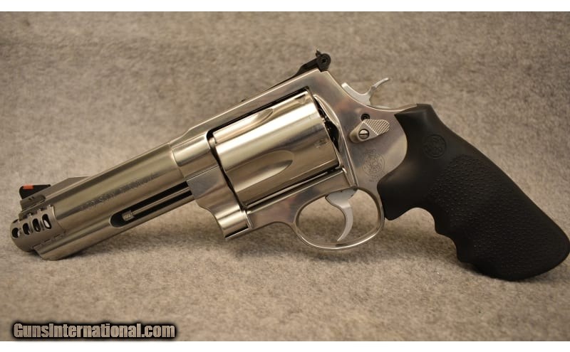 Smith & Wesson ~ 460 V ~ .460 Magnum