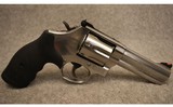 Smith & Wesson ~ 686-6 ~ .357 Magnum - 1 of 2