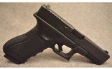 Glock ~ 22 ~ .40 S&W - 1 of 3