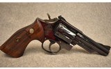 Smith & Wesson ~ Model 19-2 ~ .357 Magnum