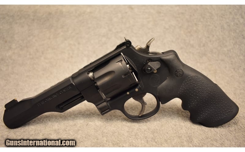 Smith & Wesson ~ 327 Performance Center ~ .357 Magnum