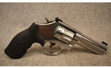 Smith & Wesson ~ Model 617-6 ~ .22 Long Rifle - 1 of 2