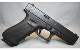 Glock ~ 22Gen4 ~ .40 S&W - 1 of 3
