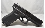 Glock ~ 22 ~ .40 S&W - 1 of 3