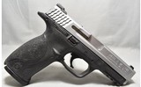 Smith & Wesson ~ M&P 40 ~ .40 S&W