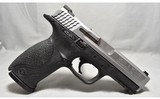 Smith & Wesson ~ M&P 40 ~ .40 S&W