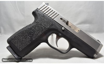 Kahr Arms ~ CW 9 ~ 9mm Luger