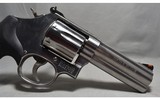 Smith & Wesson ~ Model 686-6 ~ .357 Magnum - 3 of 5