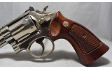 Smith & Wesson ~ Model 19-3 ~ .357 Magnum - 4 of 5