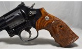 Smith & Wesson ~ Model 586-7 ~ .357 Magnum - 4 of 5