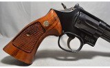 Smith & Wesson ~ Model 19-5 ~ .357 Magnum - 2 of 5