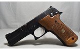 Smith & Wesson ~ Model 422 ~ .22 Long Rifle - 2 of 3