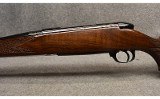 Weatherby ~ Mark V Deluxe ~ .300 Weatherby Magnum - 6 of 11