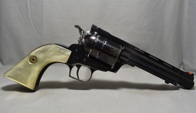 Ruger ~ New Model Super Blackhawk ~ .44 Magnum