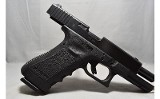 Glock ~ 22 ~ .40 S&W - 3 of 3