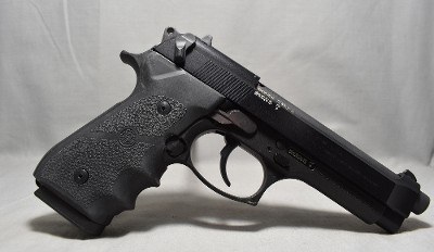 Beretta ~ Model M9 ~ .22 Long Rifle