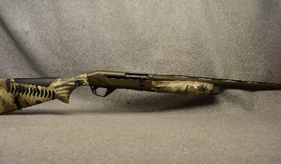 Benelli ~ Super Black Eagle 3 ~ 12 Gauge