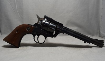 Ruger ~ New Model Single-Six ~ .22 Long Rifle/.22 Magnum