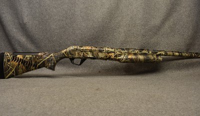 Benelli ~ Left Hand Super Black Eagle II ~ 12 Gauge