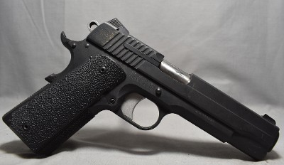 Sig Sauer ~ 1911 ~ .45 Auto