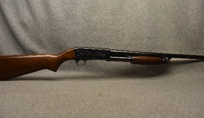 Ithaca ~ Model 37 Featherweight ~ 12 Gauge