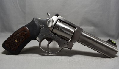Ruger ~ SP 101 ~ .327 Federal Magnum