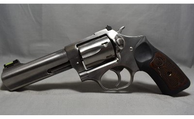 Ruger ~ SP 101 ~ .327 Federal Magnum - Image 2 of 2