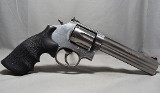 Smith & Wesson ~ Model 686-6 ~ .357 Magnum - 1 of 5