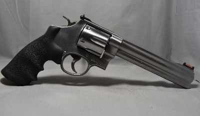 Smith & Wesson ~ Model 629-6 Classic ~ .44 Magnum - Image 1 of 5