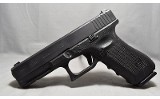 Glock ~ 22Gen4 ~ .40 S&W - 2 of 3