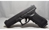 Glock ~ 22Gen4 ~ .40 S&W - 2 of 3