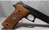 Smith & Wesson ~ Model 422 ~ .22 Long Rifle - 2 of 5