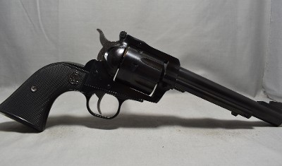 Ruger ~ New Model Blackhawk ~ .41 Remington Magnum - Image 1 of 5