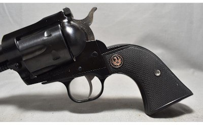 Ruger ~ New Model Blackhawk ~ .41 Remington Magnum - Image 4 of 5
