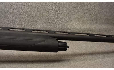 Stoeger ~ M3000 ~ 12 Gauge - Image 4 of 9