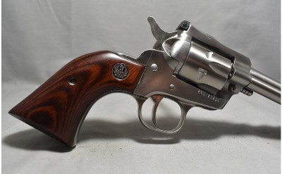 Ruger ~ New Model Single-Six ~ .22 Long Rifle - Image 2 of 5