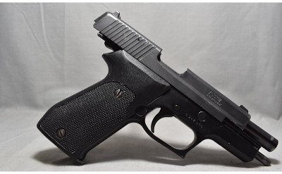 Sig Sauer ~ P220 ~ .45 Auto - Image 3 of 3