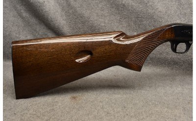 Browning ~ SA 22 ~ .22 Long Rifle - Image 2 of 8