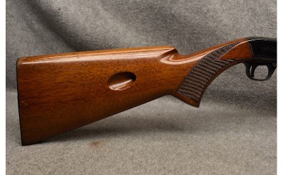 Browning ~ SA 22 ~ .22 Long Rifle - Image 2 of 10