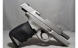Smith & Wesson ~ Model SW40V ~ .40 S&W - Image 3 of 3