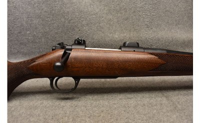Kimber ~ 84M Classic ~ .22-250 Remington - Image 3 of 9