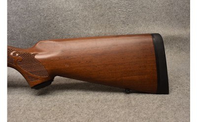 Winchester ~ 70 ~ .243 winchester - Image 5 of 9